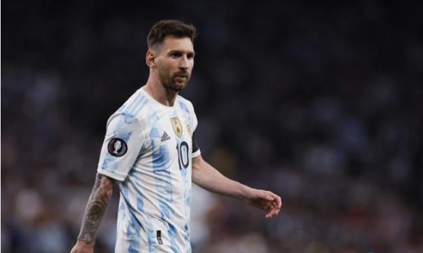 “重磅玩家”来了！解放军在福建舰后，又搞出一件大国重器